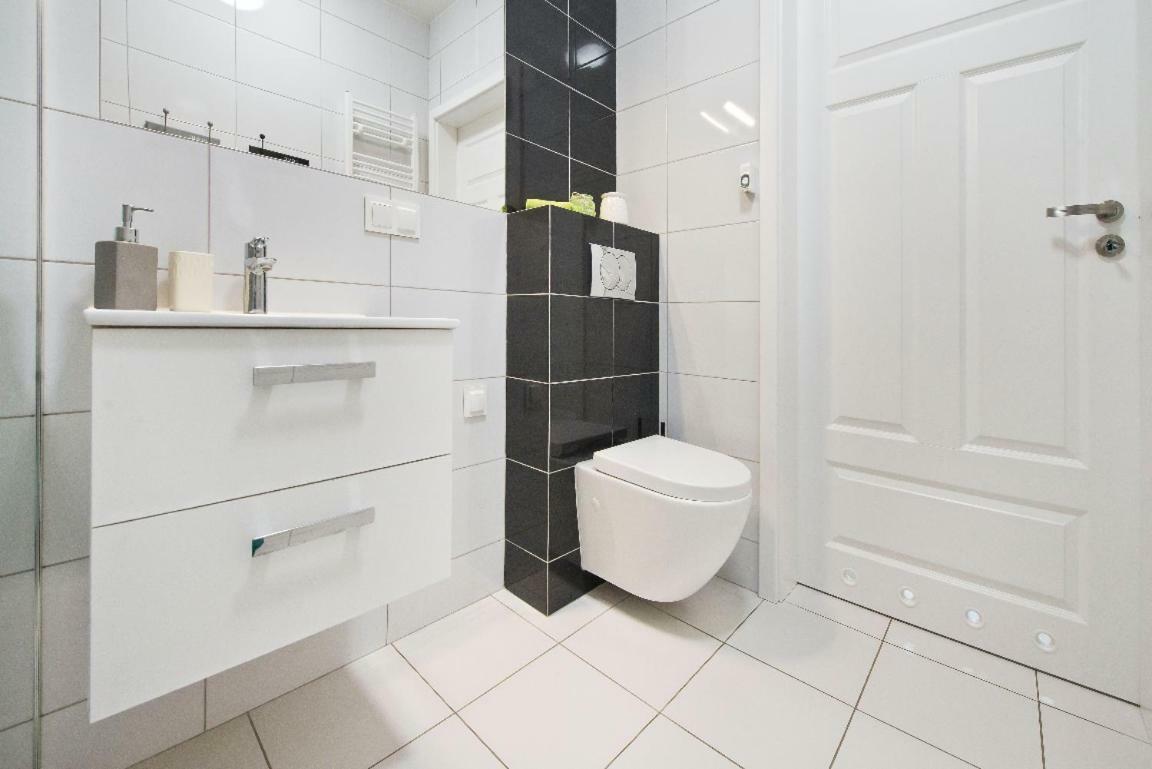 Nova Motlava Old Town Apartment غدانسك المظهر الخارجي الصورة